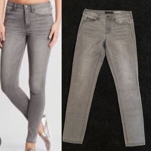 Aeropostale Grey Distressed High Waist jeg Jeans